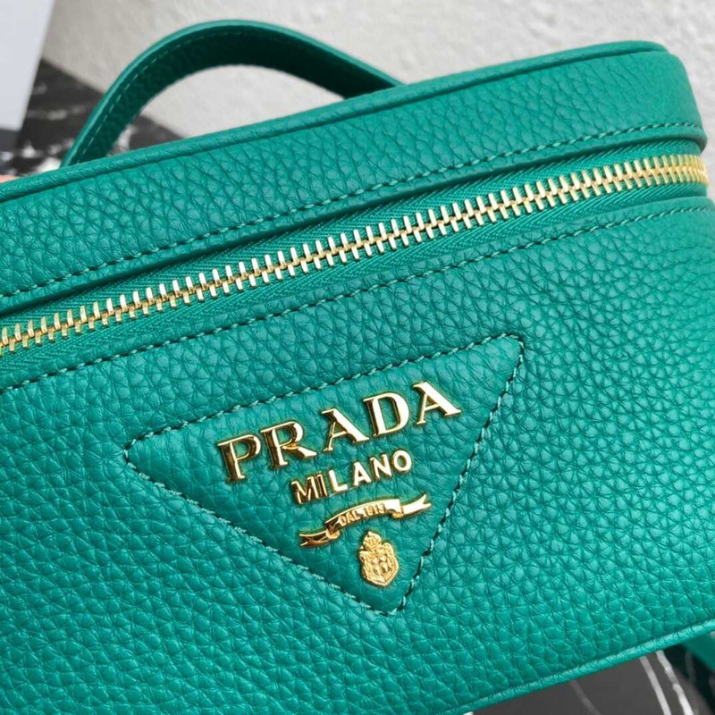 Pra*a re-edition 2005 shoulder bag nylon mint green