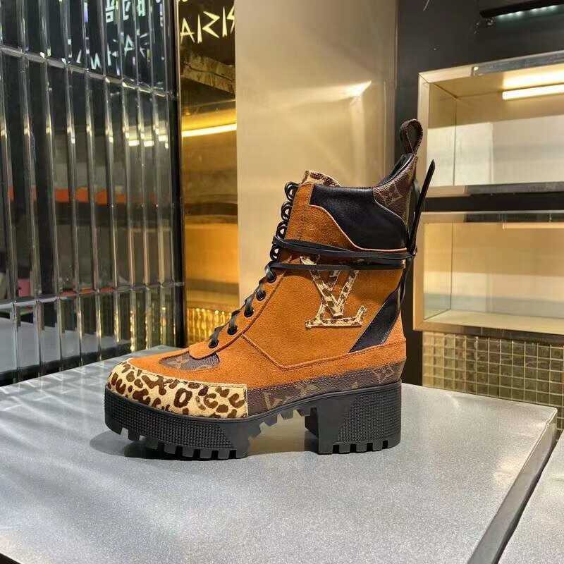 l**is V*t*n leopard print suede boots orange