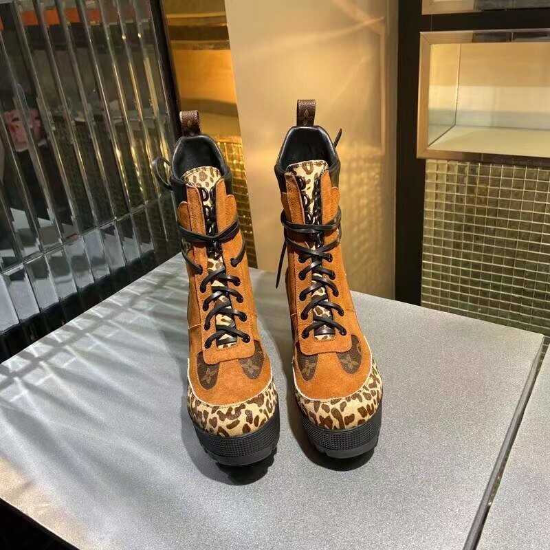 l**is V*t*n leopard print suede boots orange