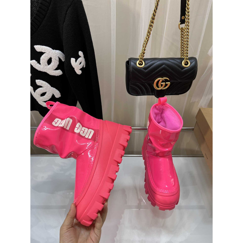 UGG Women\