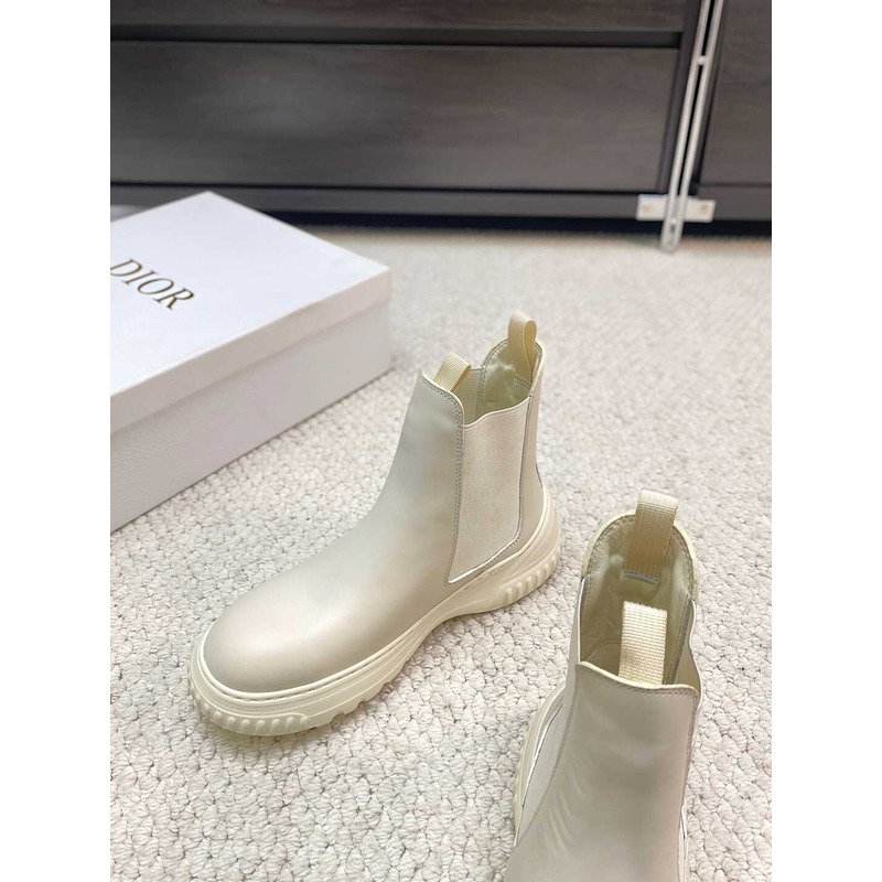 D*or trial ankle boots white