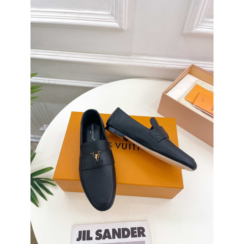 l**is V*t*n capri loafers leather black