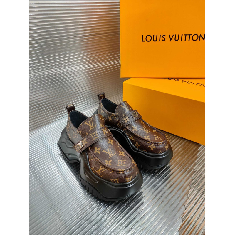 l**is V*t*n leather loafers monogram