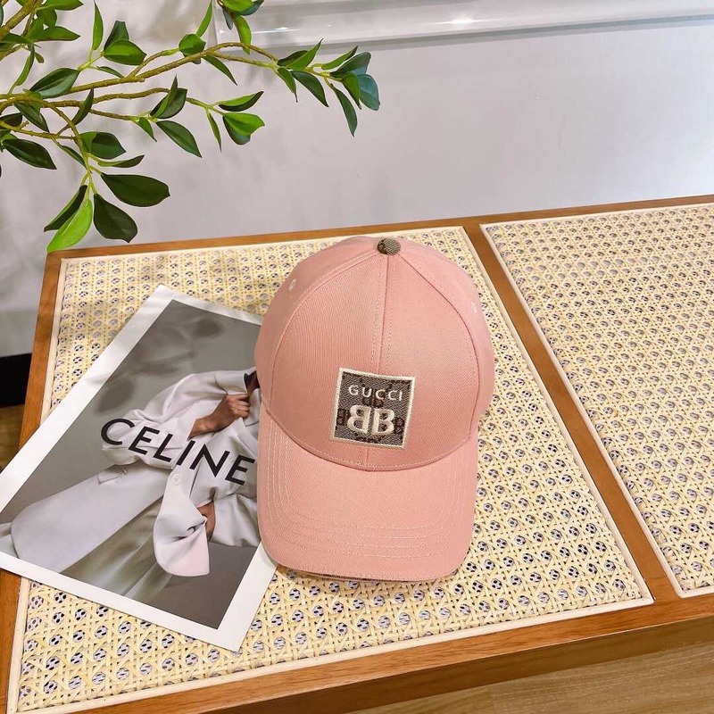 G*u*i baseball cap pink