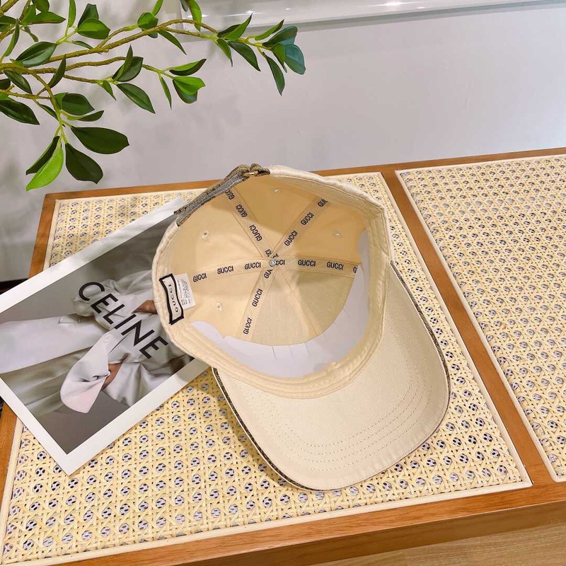 G*u*i baseball cap beige