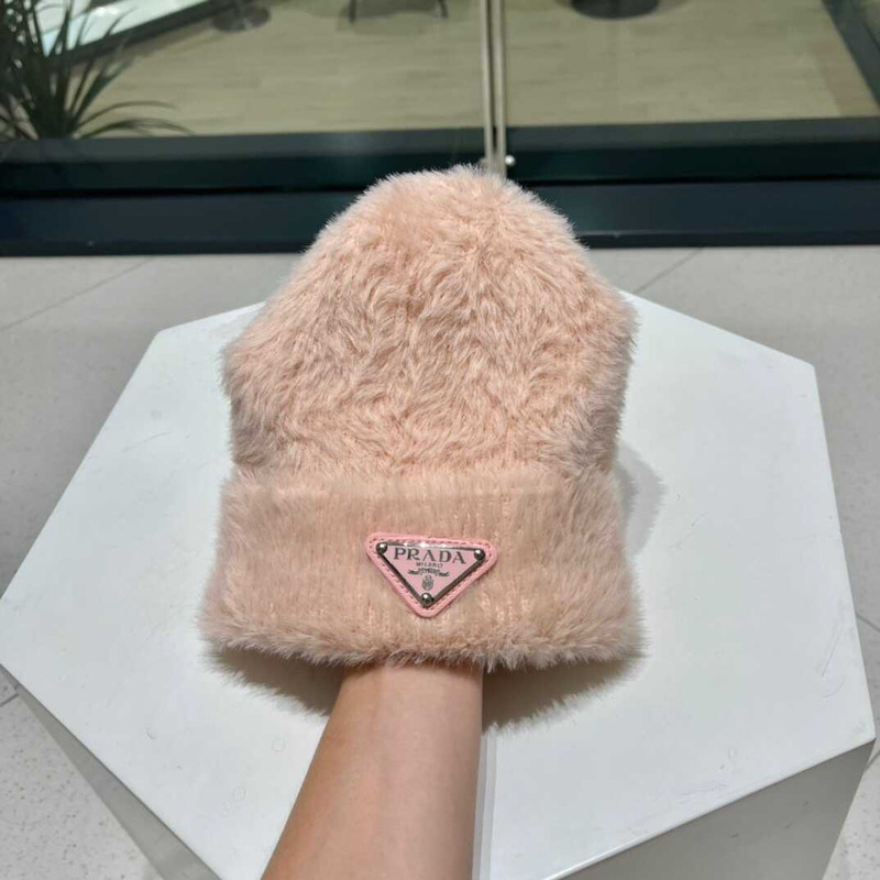 Pra*a knitted hat pink