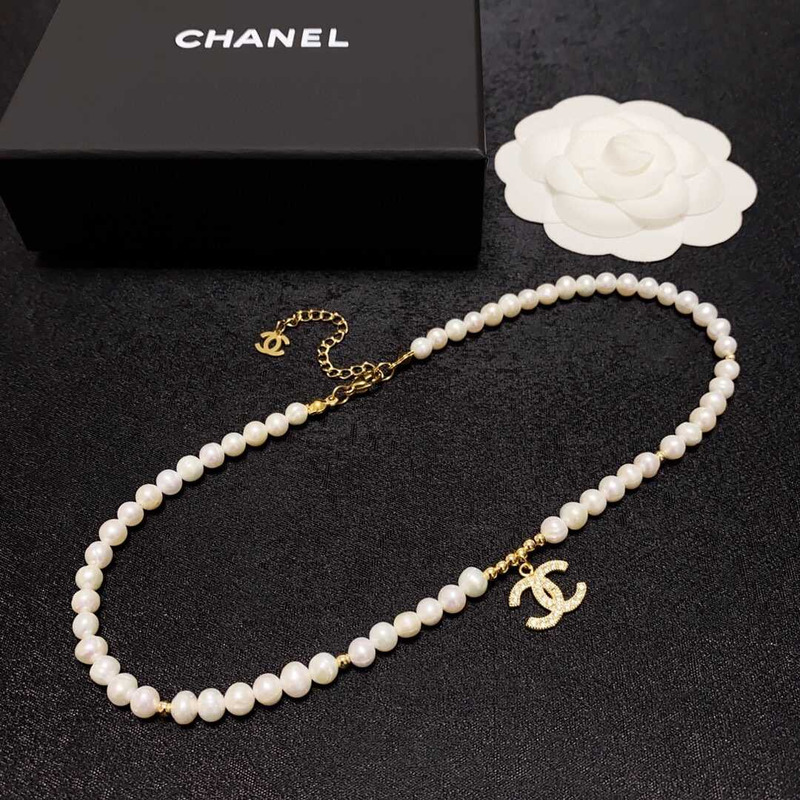 Ch*el cc crystal pearl necklace gold