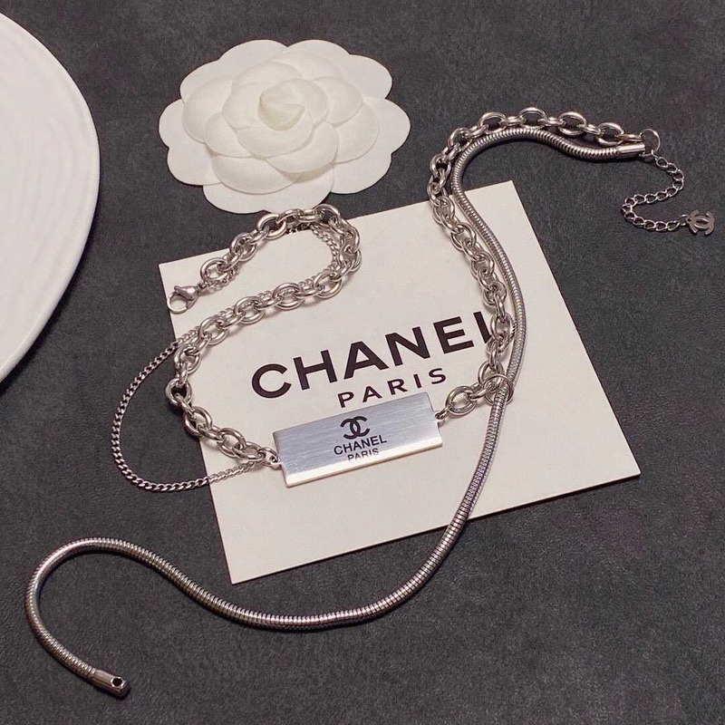 Ch*el cc pendant necklace silver