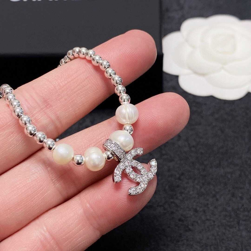 Ch*el cc pearl necklace white