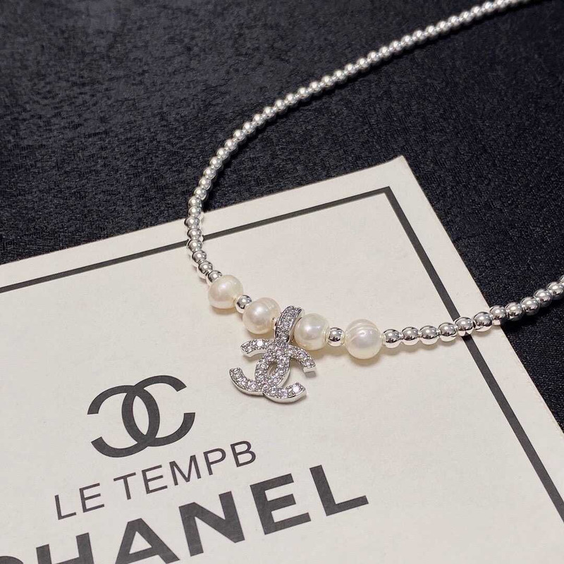 Ch*el cc pearl necklace white