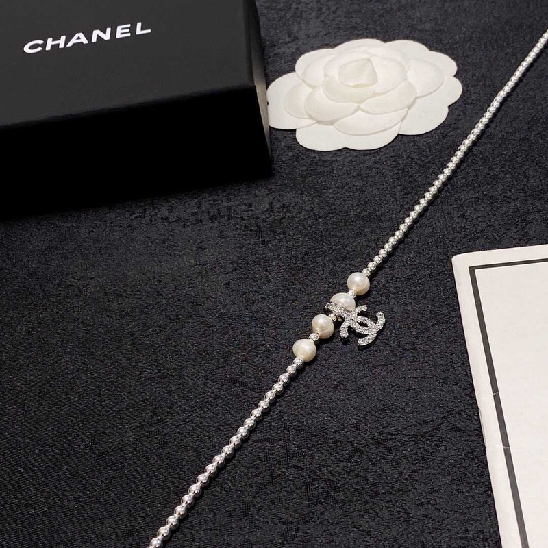 Ch*el cc pearl necklace white