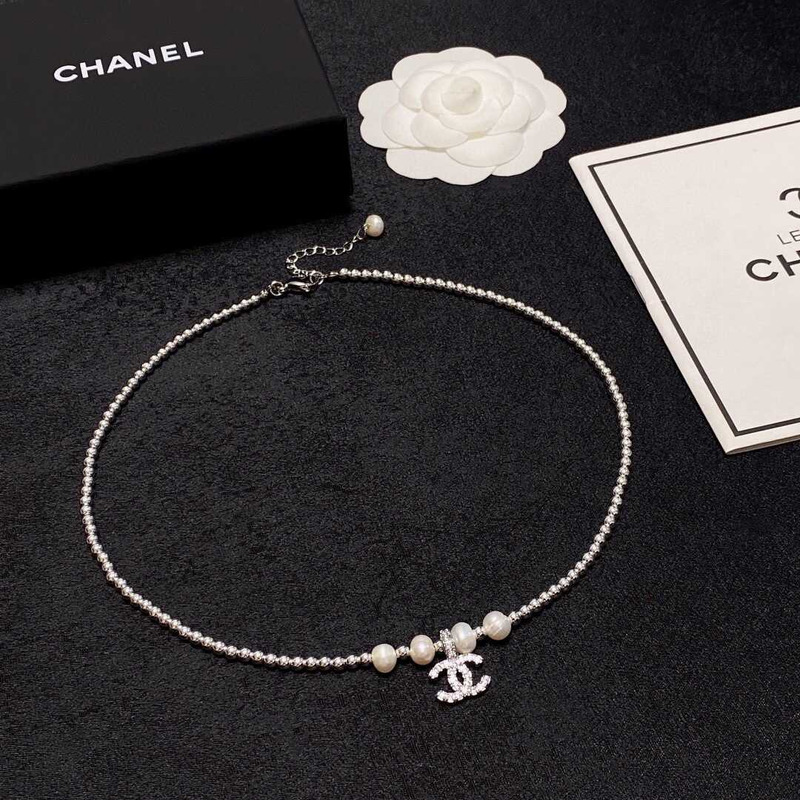 Ch*el cc pearl necklace white