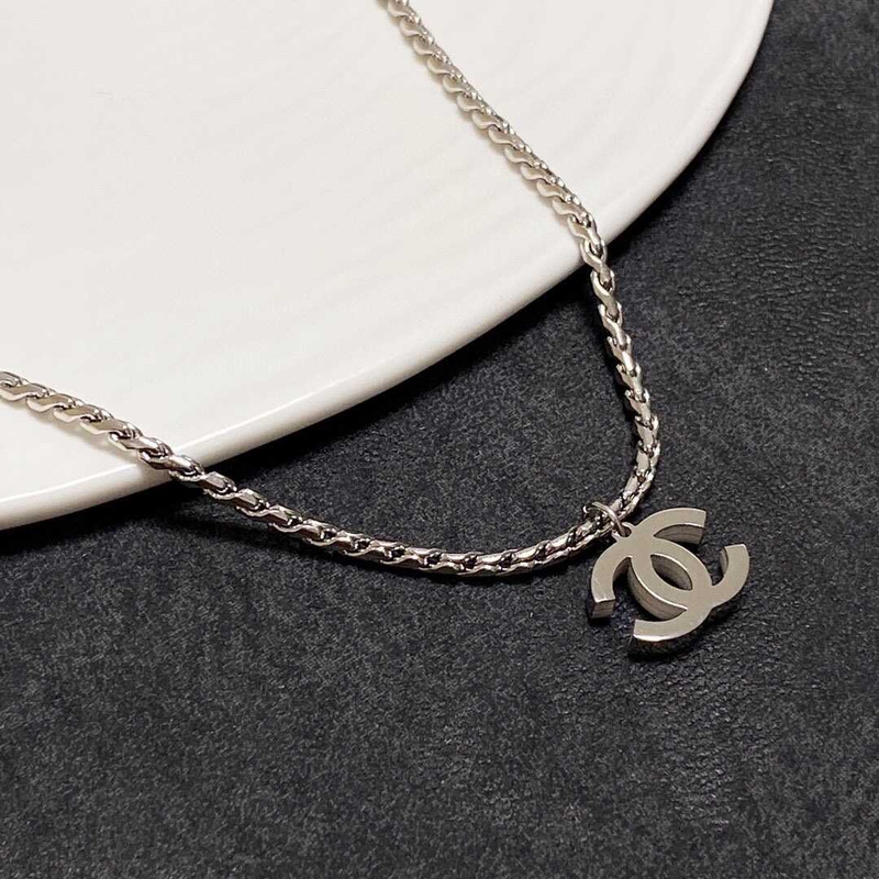 Ch*el cc pendant necklace silver