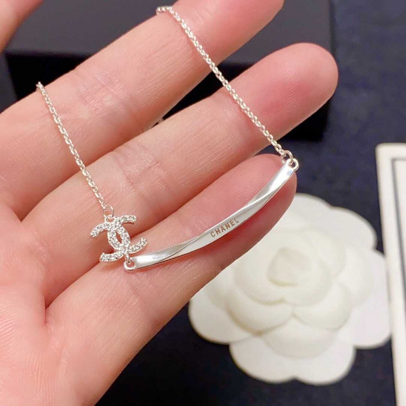 Ch*el silver logo necklace