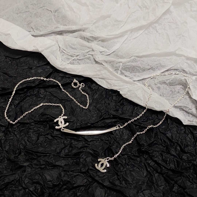 Ch*el silver logo necklace