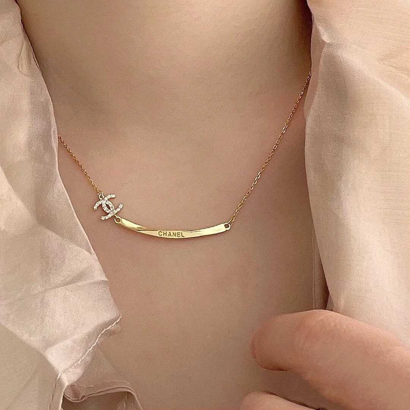 Ch*el gold logo necklace