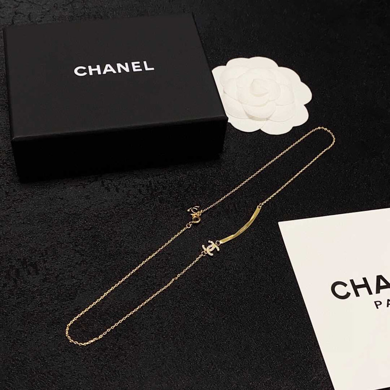 Ch*el gold logo necklace