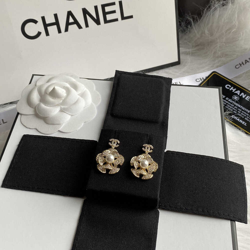 Ch*el camellia pearl earrings gold and white