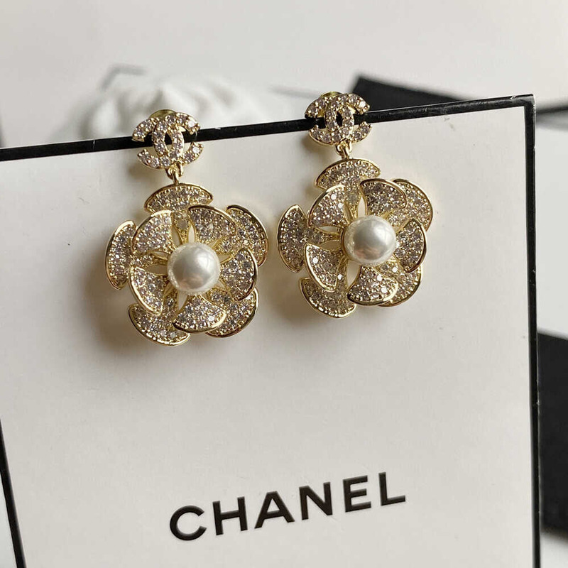 Ch*el camellia pearl earrings gold and white