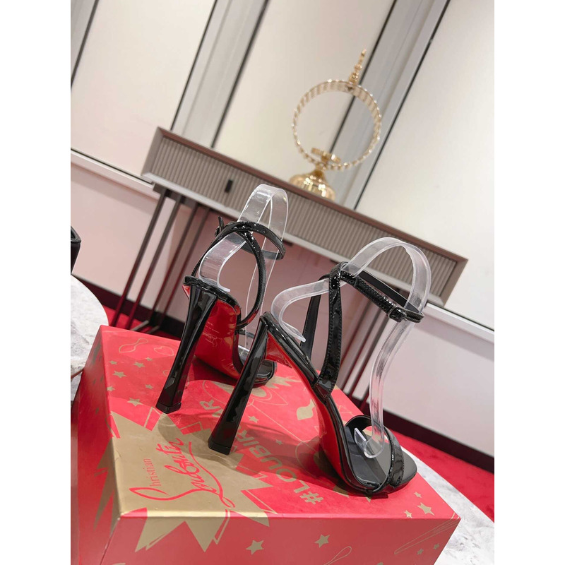 Ch**an louboutin patent leather heels black