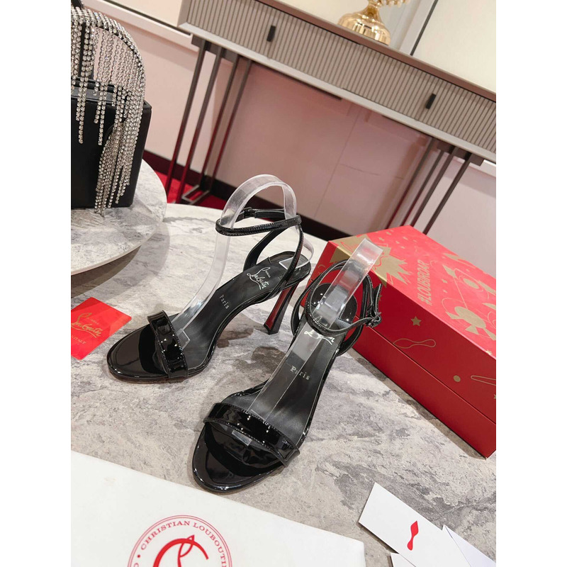 Ch**an louboutin patent leather heels black