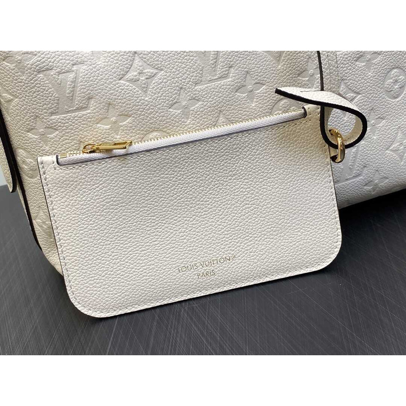 l**is V*t*n sac sport grained embossed cowhide cream