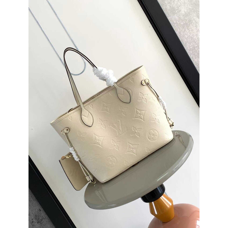 l**is V*t*n neverfull empreinte mm beige