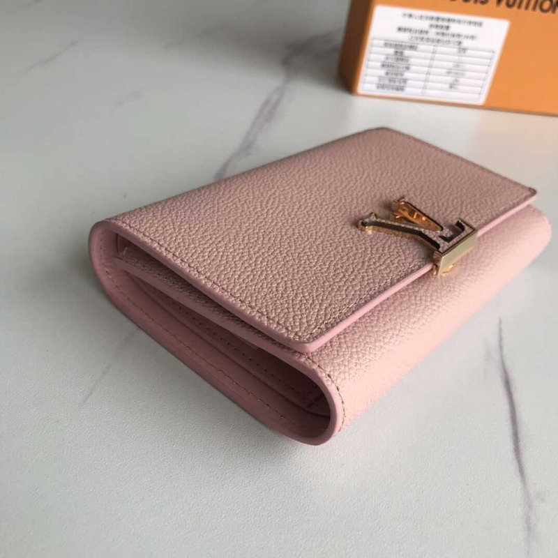 l**is V*t*n capucines wallet pink