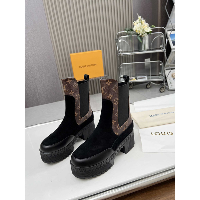 l**is V*t*n chelsea boots monogram and black