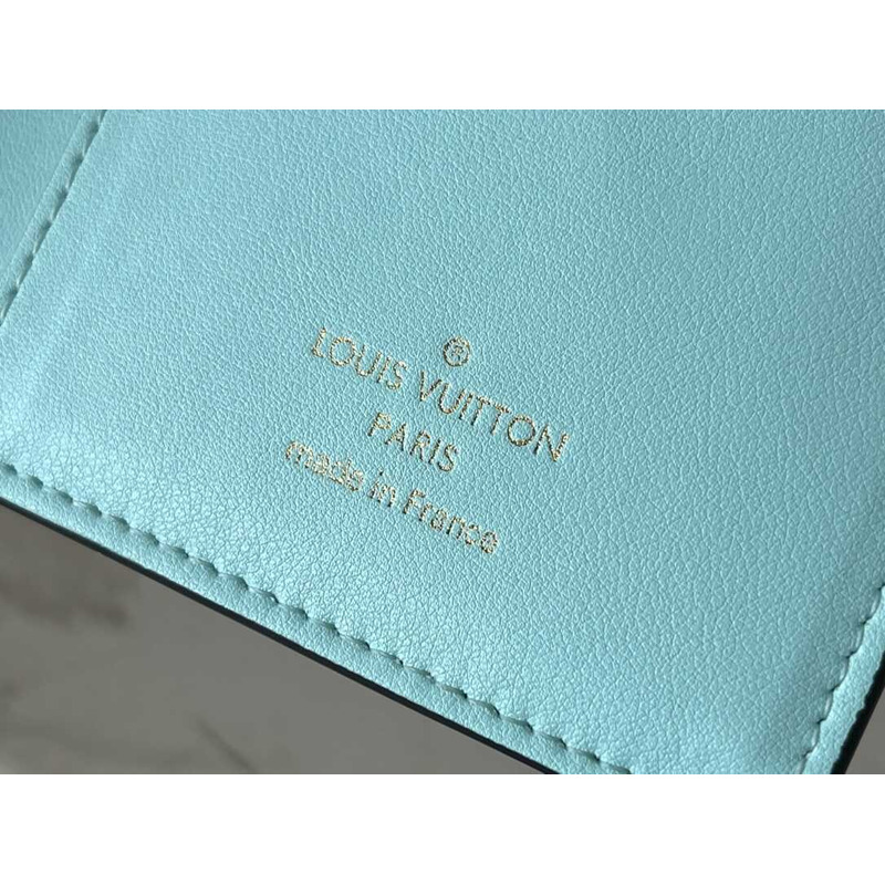 l**is V*t*n taurillon wallet nude and blue