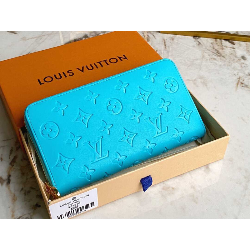 l**is V*t*n  zippy wallet blue