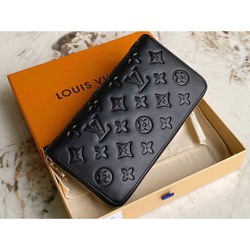 l**is V*t*n zippy wallet black