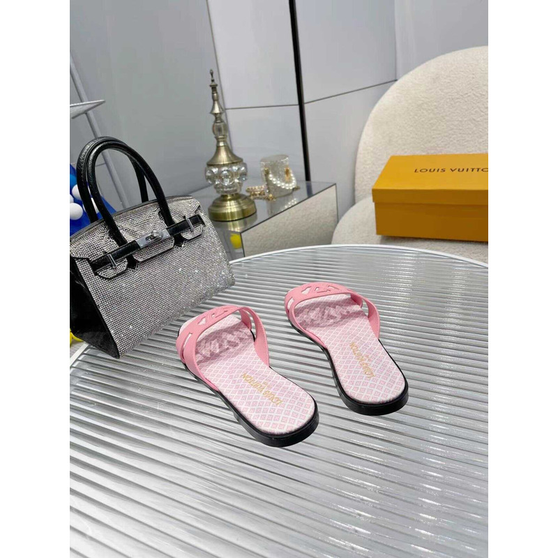 l**is V*t*n flat mule slipper pink