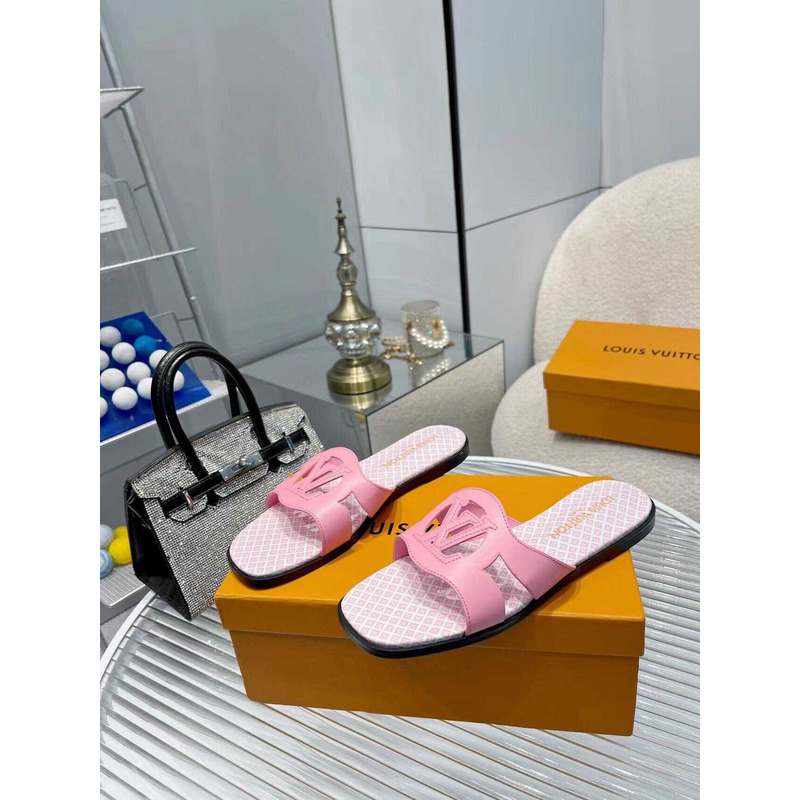 l**is V*t*n flat mule slipper pink