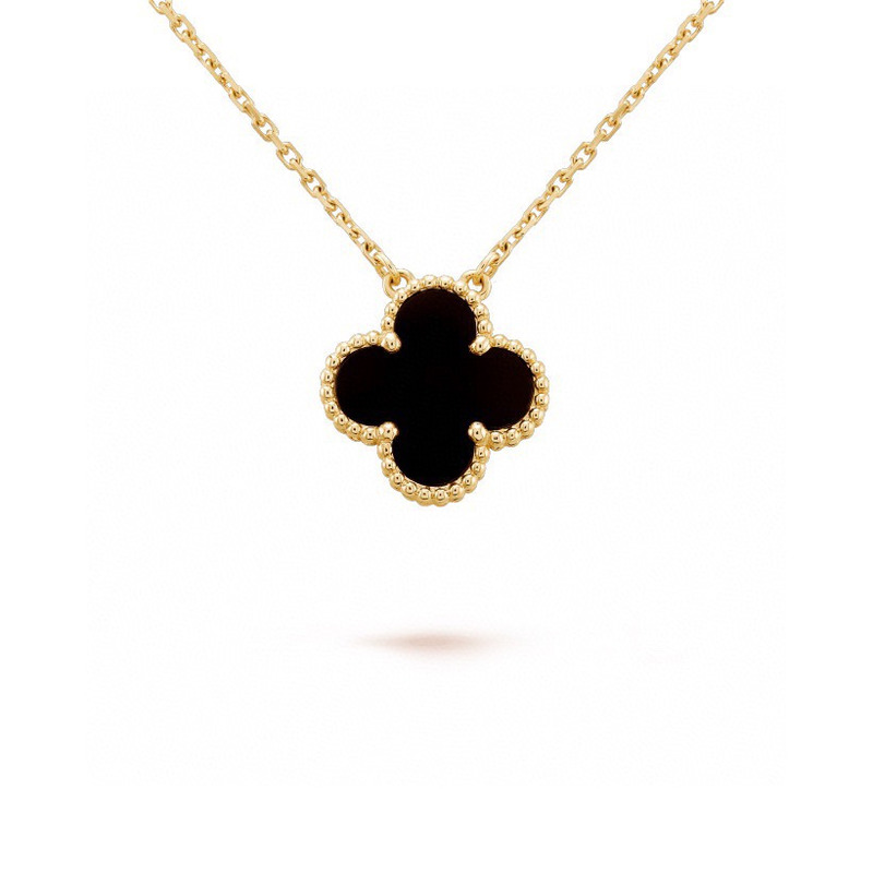 Van Cleef & ArPels  Yellow Gold Black Onyx Vintage Alhambra Pendant Necklace