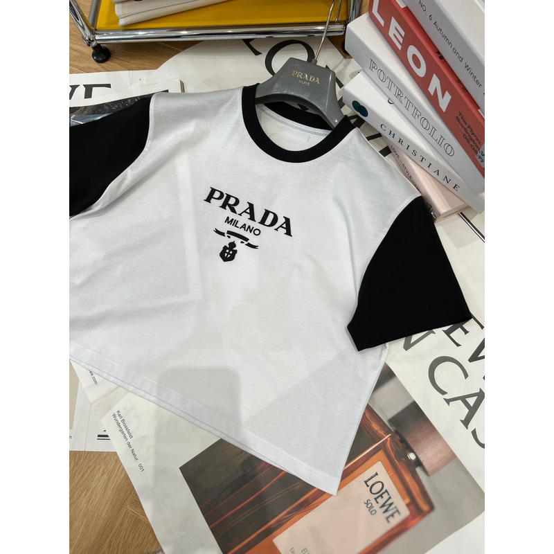 Pra*a logo-print cropped t-shirt - white