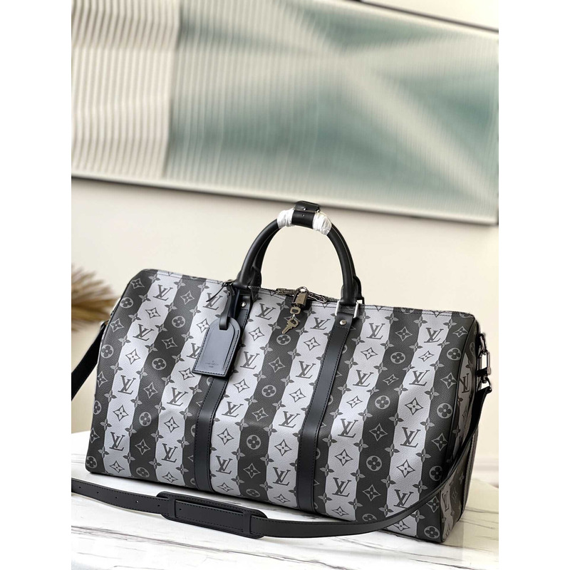 l**is V*t*n keepall bandoulière 50 embossed taurillon monogram cowhide leather bag black and white