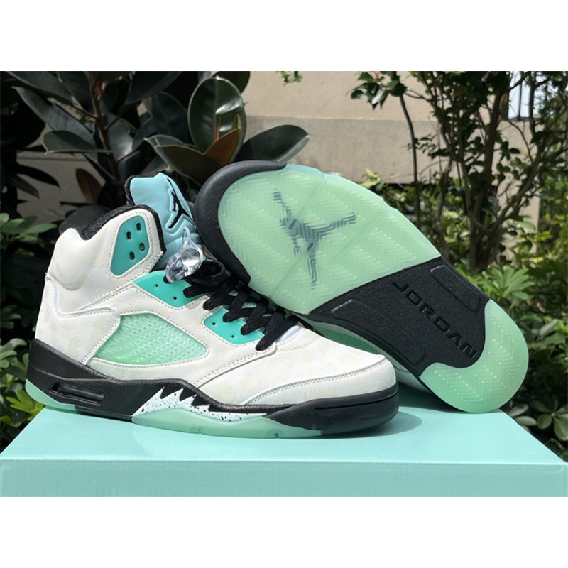 Air Jordan 5 Sneakers Island Green