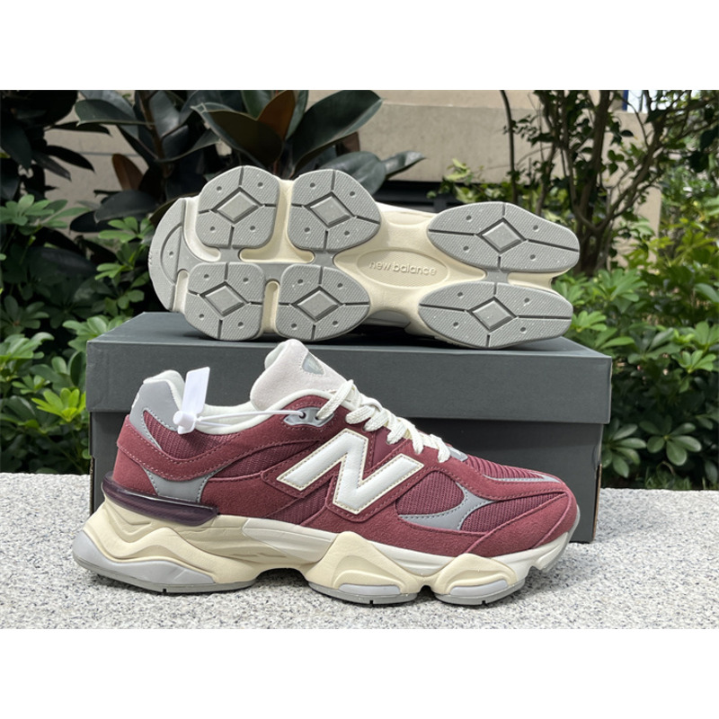 New Balance 9060 Sneakers Red