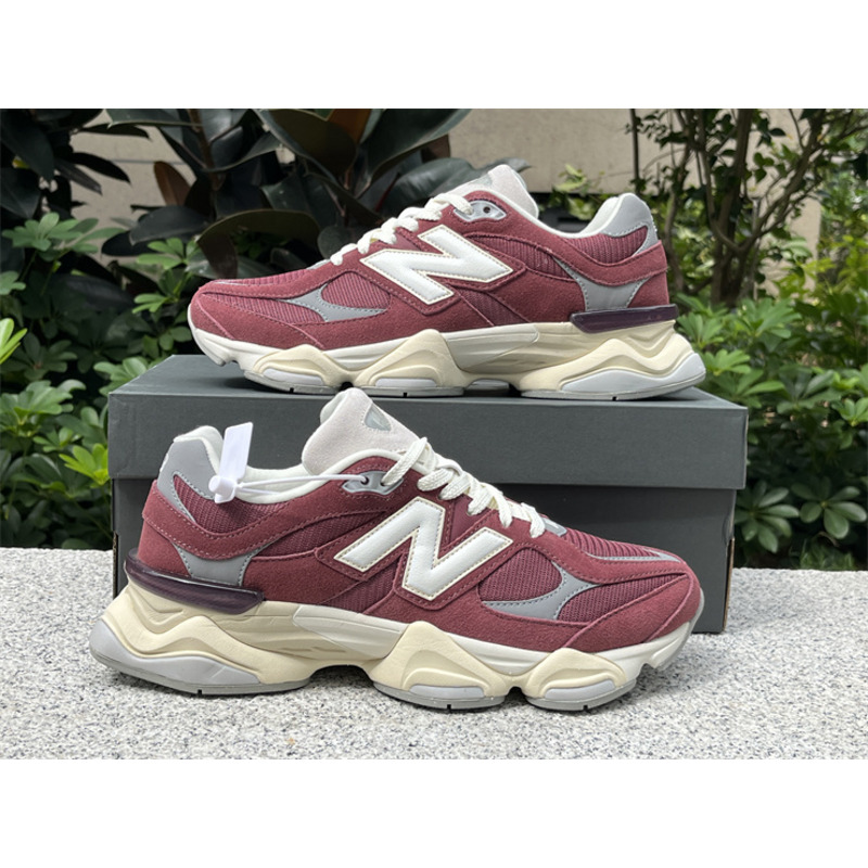 New Balance 9060 Sneakers Red