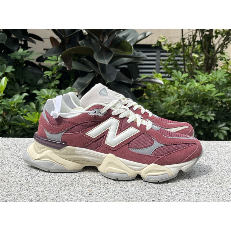 New Balance 9060 Sneakers Red