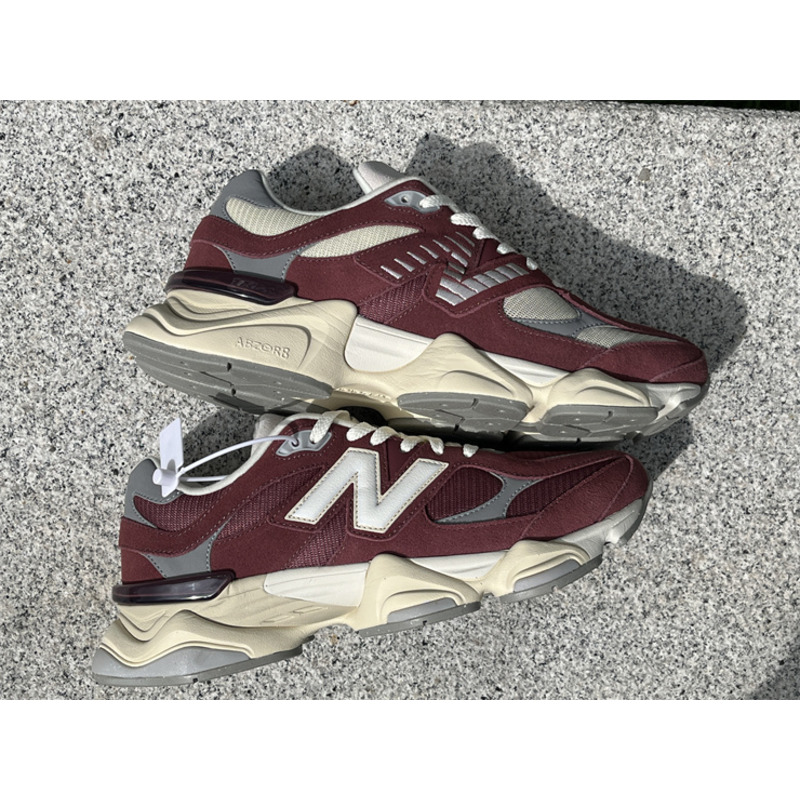 New Balance 9060 Sneakers Red