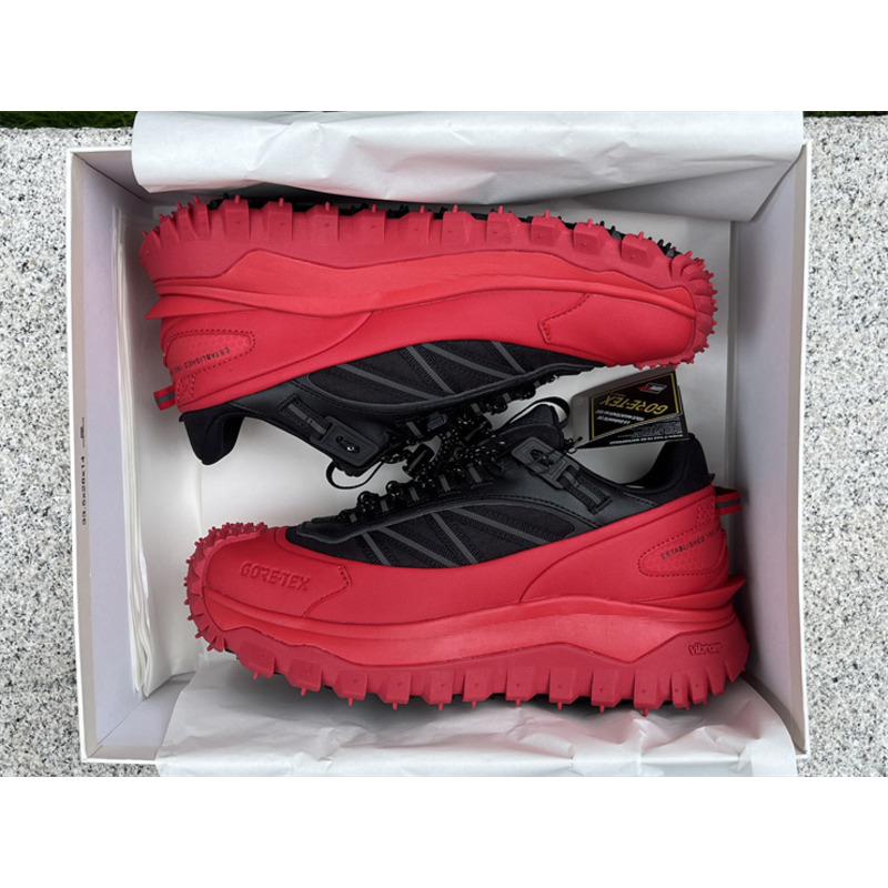 Moncler Trailgrip GTX Low-Top Sneakers Black And Red