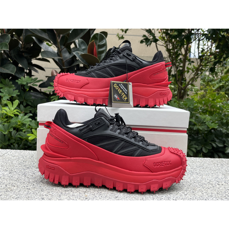 Moncler Trailgrip GTX Low-Top Sneakers Black And Red