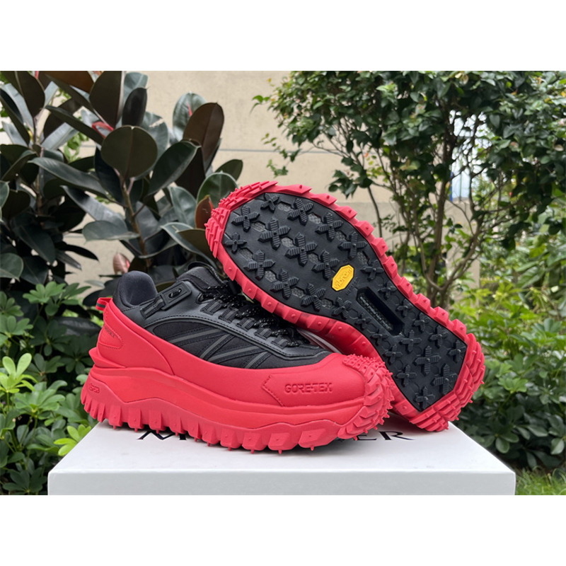 Moncler Trailgrip GTX Low-Top Sneakers Black And Red