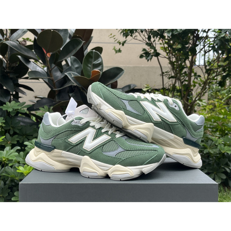 New Balance 9060 Sneakers Green