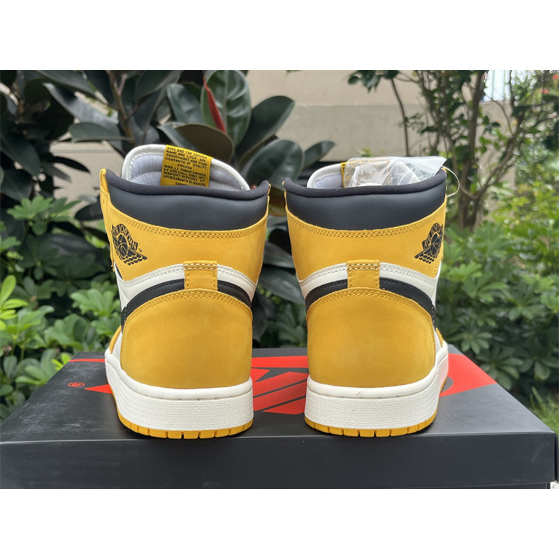 Air Jordan 1 High OG Yellow Ochre