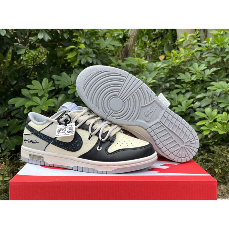 Nike SB Dunk Low Beige Black