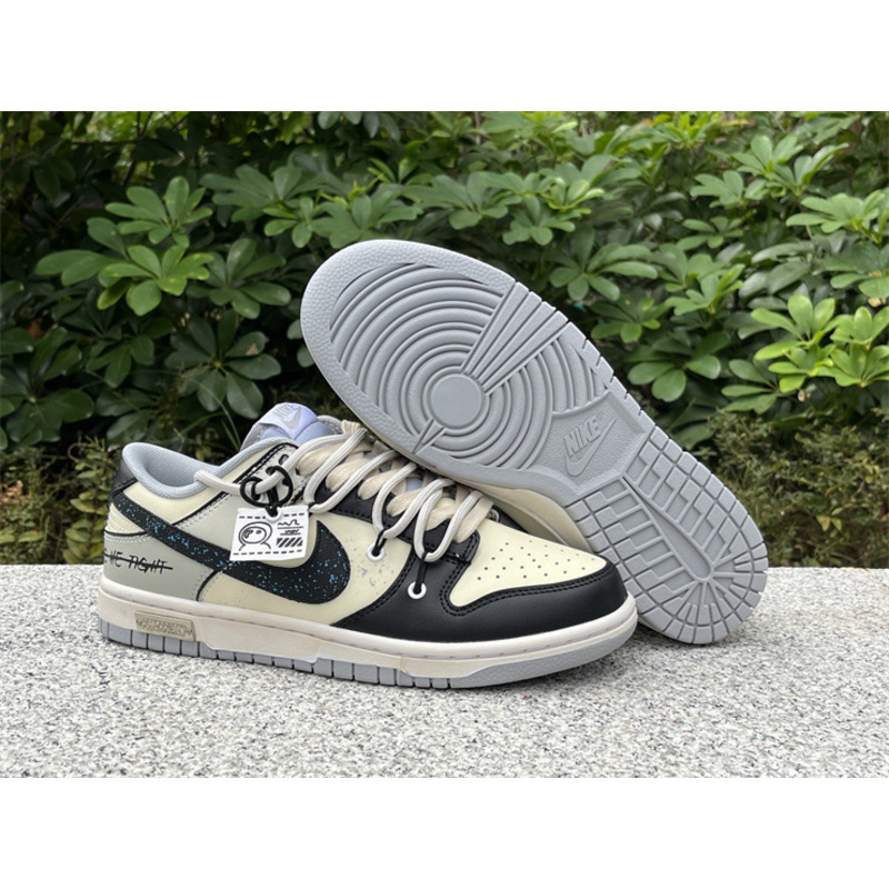 Nike SB Dunk Low Beige Black