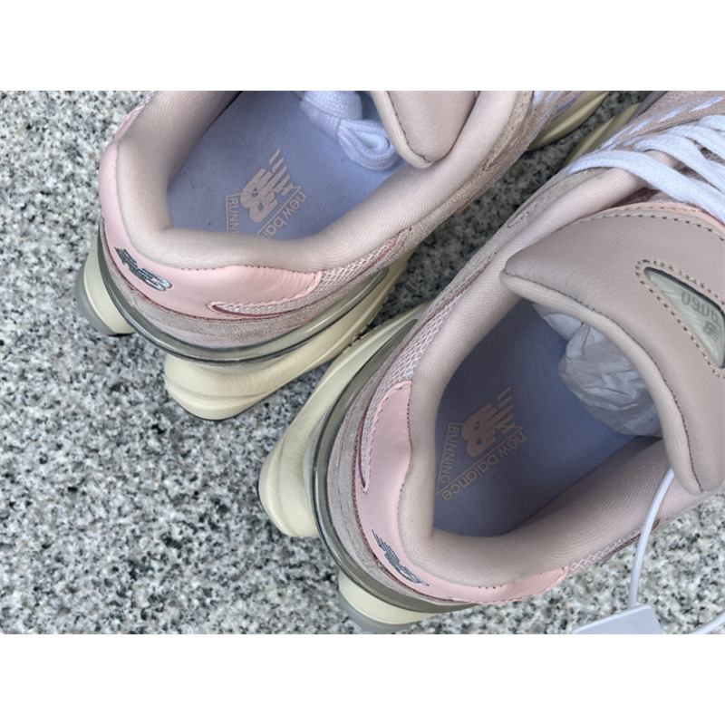 New Balance 9060 Pink Haze